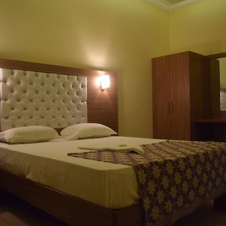 Kudla Rasa Prakash Hotell Mangalore Eksteriør bilde