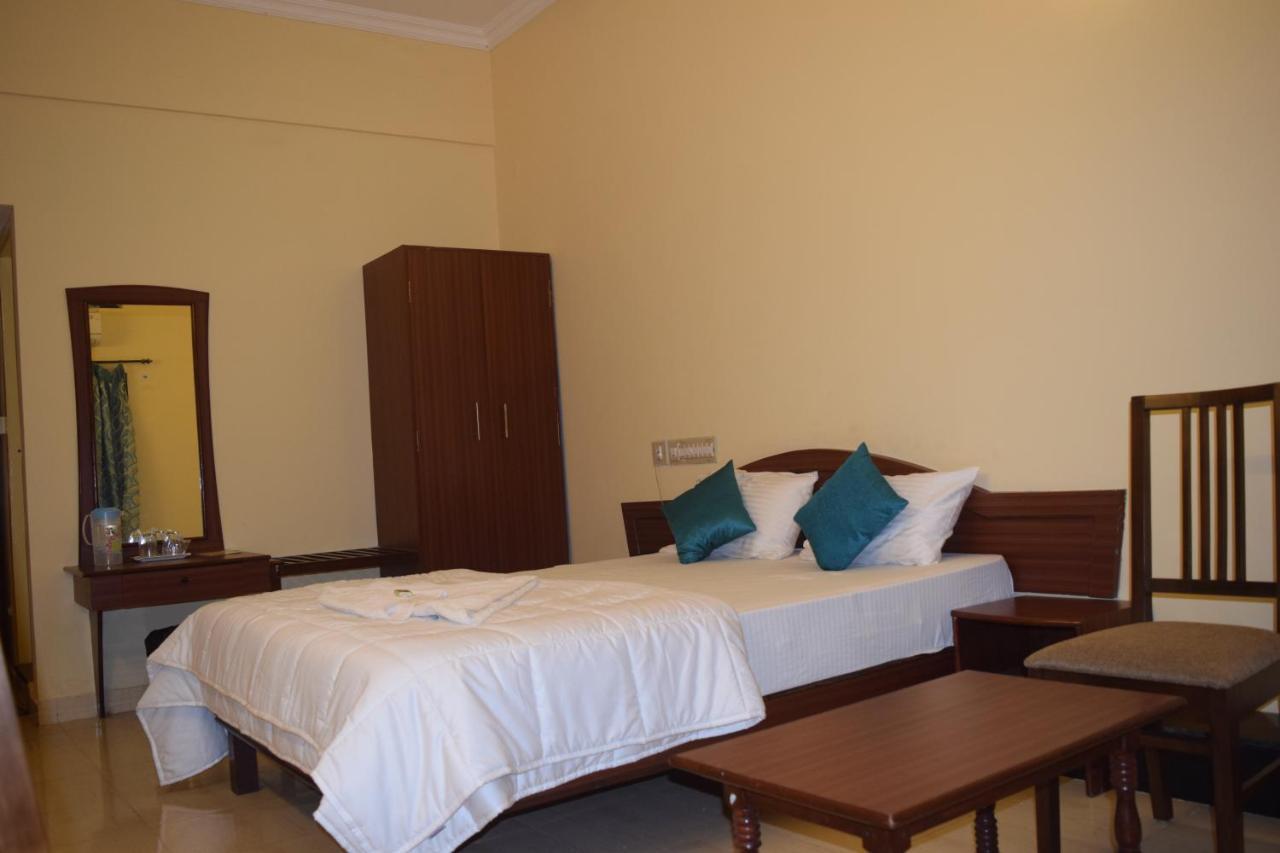 Kudla Rasa Prakash Hotell Mangalore Eksteriør bilde