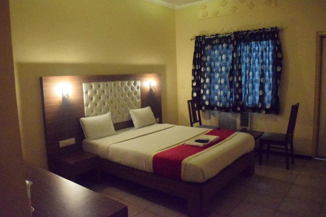 Kudla Rasa Prakash Hotell Mangalore Eksteriør bilde
