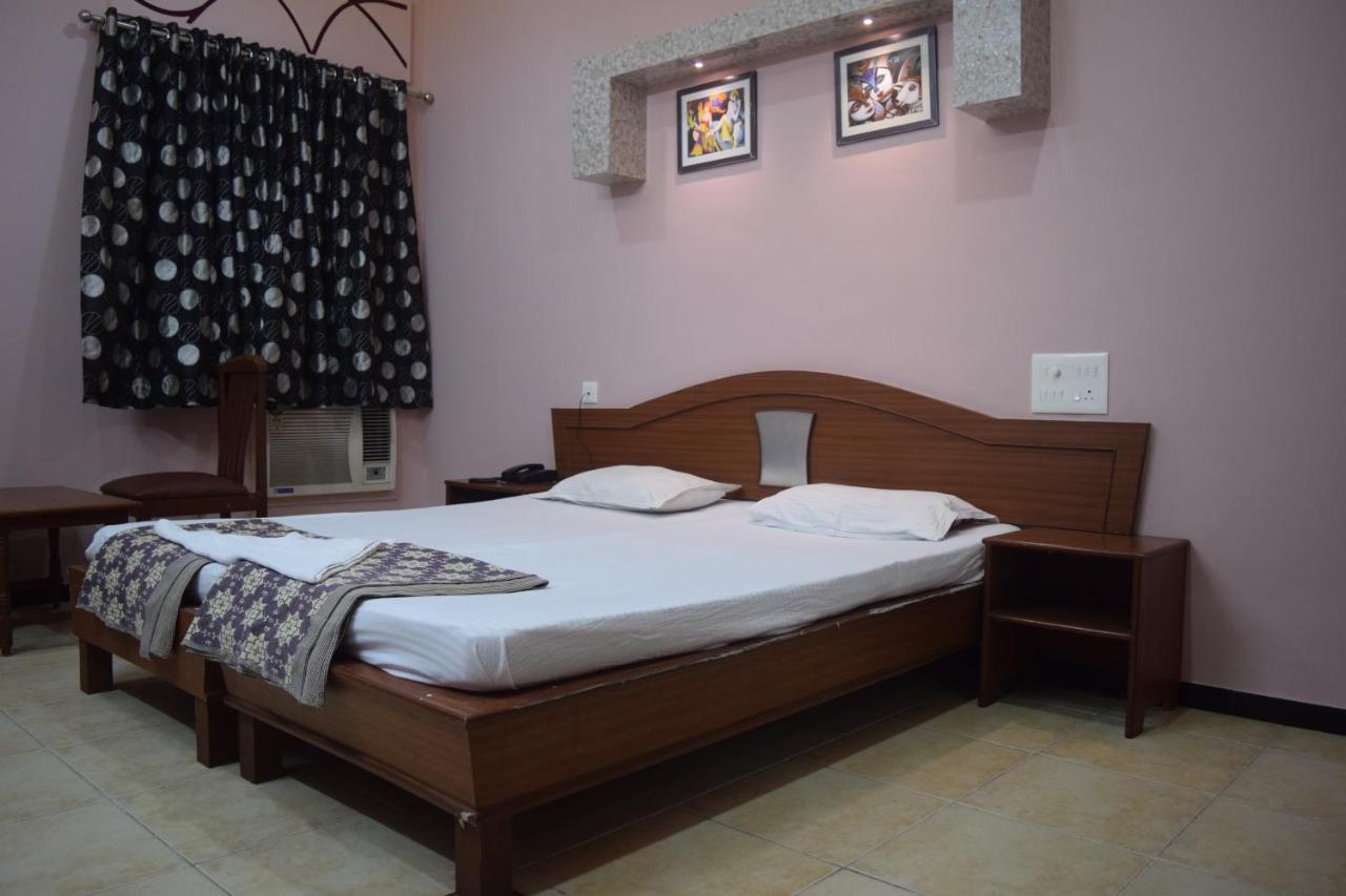 Kudla Rasa Prakash Hotell Mangalore Eksteriør bilde