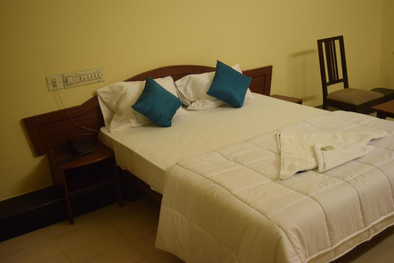 Kudla Rasa Prakash Hotell Mangalore Eksteriør bilde